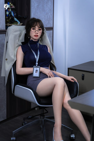 Sex Doll Livi Model 16 (Gynoid Doll 165 cm silicone e-cup)