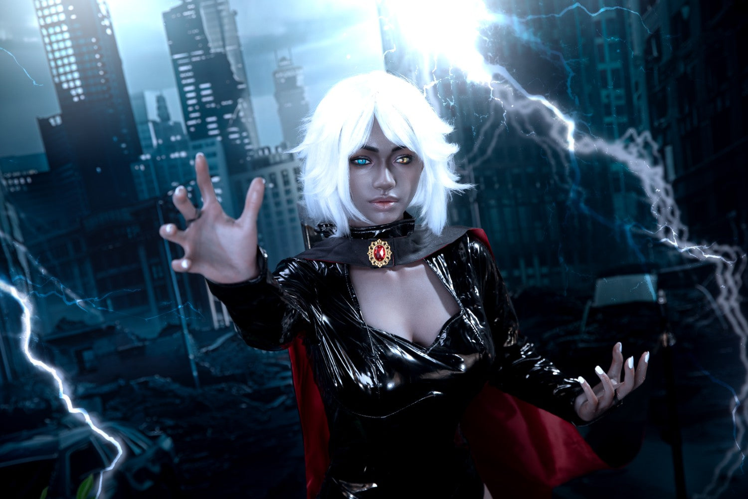 Storm Sexdocka (Top Fire Doll 158cm D-kupa T72 Silikon)