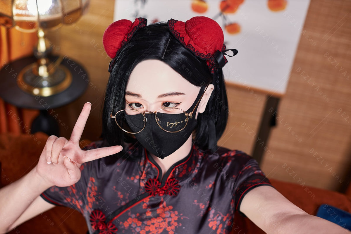 Bambola del sesso Naimi (Bezlya Doll Coppa F da 168 cm (silicone 2.2U)