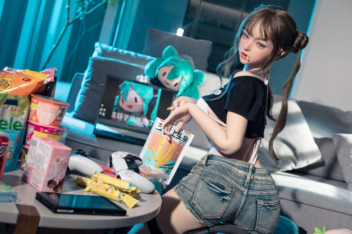 Bambola del sesso Campanula (Bezlya Doll 155 cm Coppa E 2.2CF Silicone)