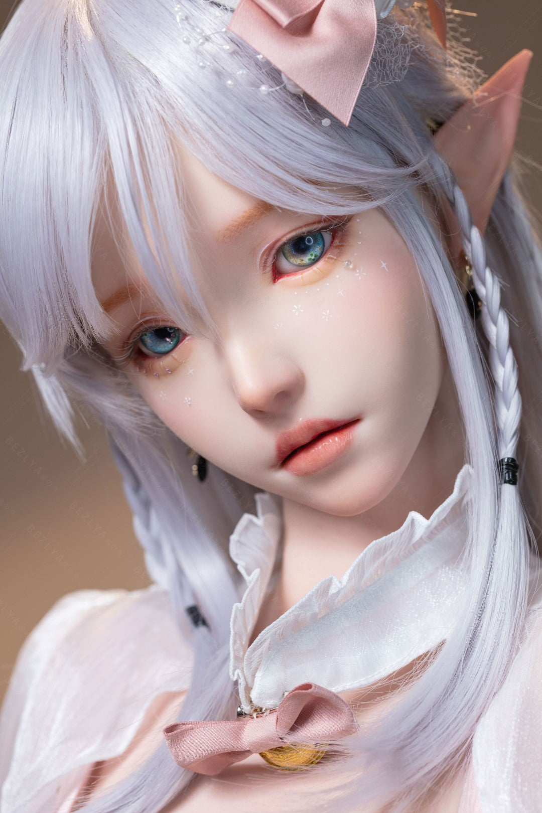 Calla bambola del sesso (Bezlya Doll 155 cm Coppa E 2.2CF Silicone)