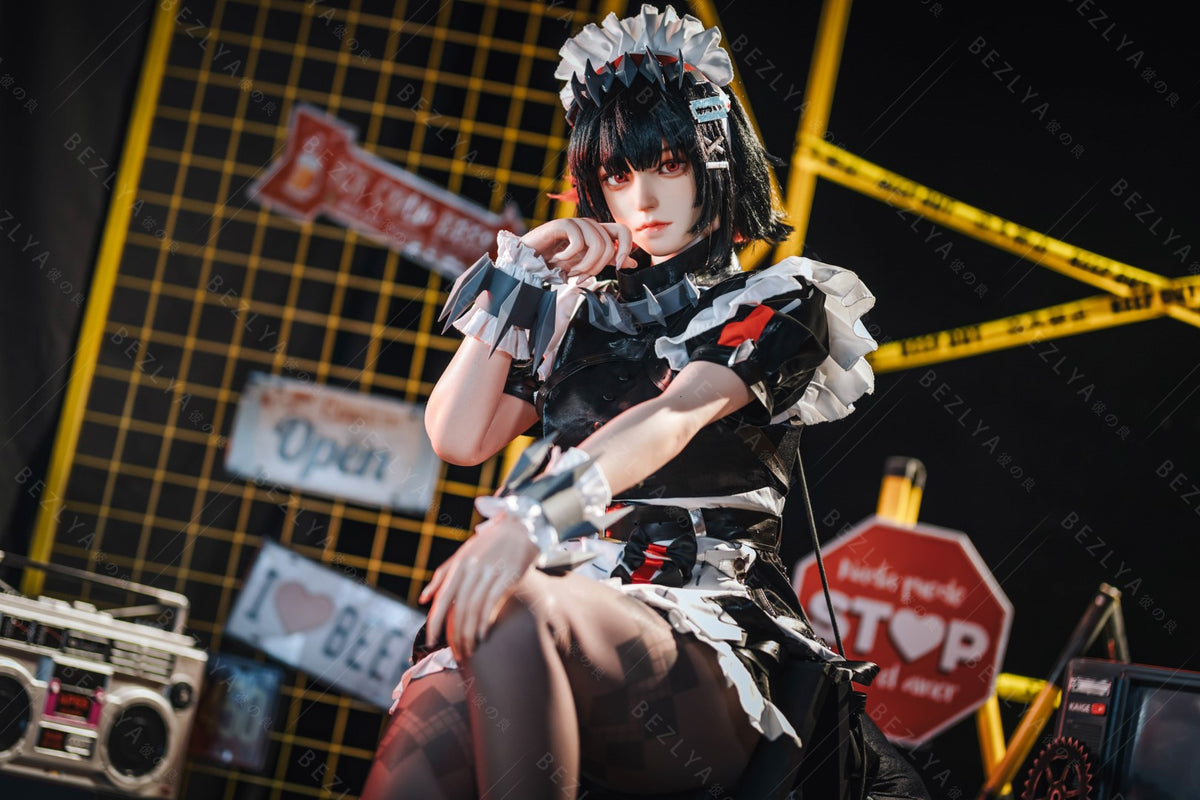 Bambola del sesso Campanula (Bezlya Doll 155 cm Coppa E 2.2CF Silicone)