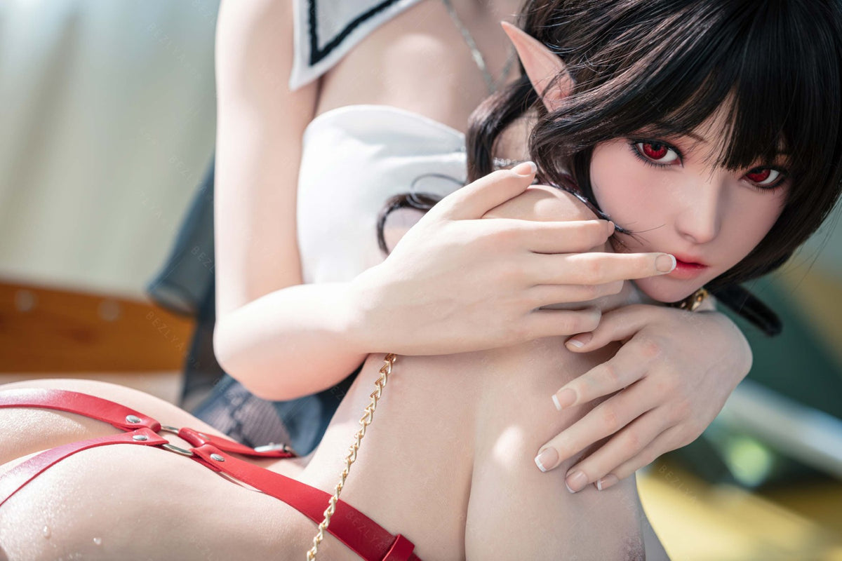 Bambola del sesso alla vaniglia (Bezlya Doll 155 cm Coppa E 2.2CF Silicone)