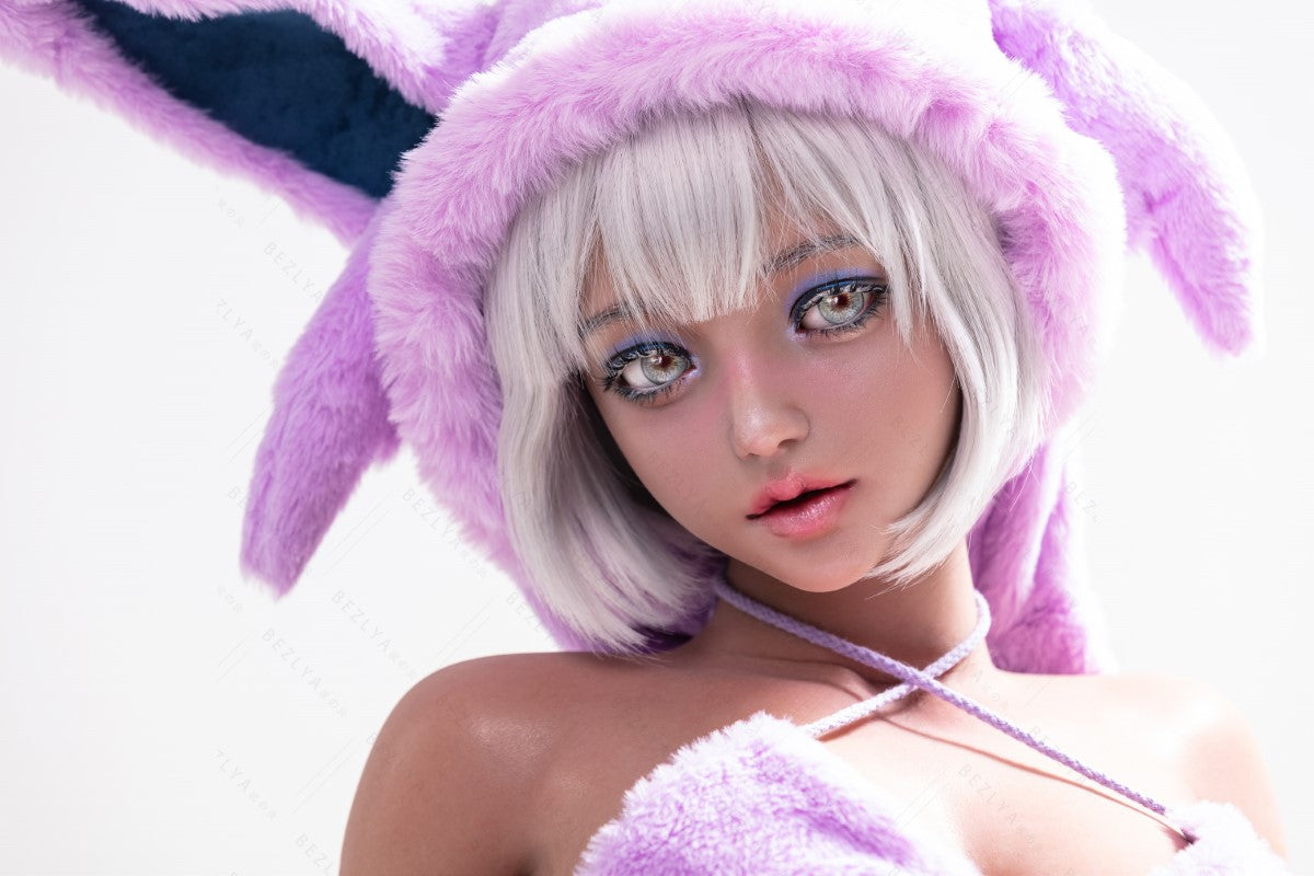 Bambola del sesso Campanula (Bezlya Doll 155 cm Coppa E 2.2CF Silicone)