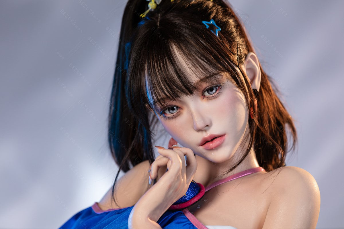 Ninfea bambola del sesso (Bezlya Doll 155 cm Coppa E 2.2CF Silicone)