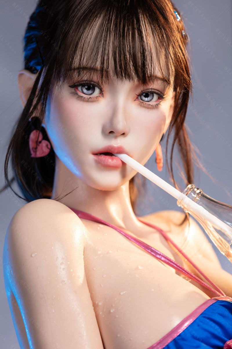 Ninfea bambola del sesso (Bezlya Doll 155 cm Coppa E 2.2CF Silicone)