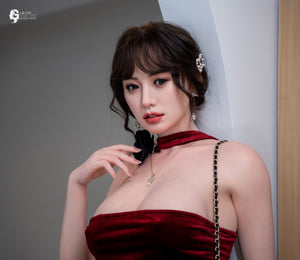 Sex Doll Livi Model 16 (Gynoid Doll 165 cm silicone e-cup)