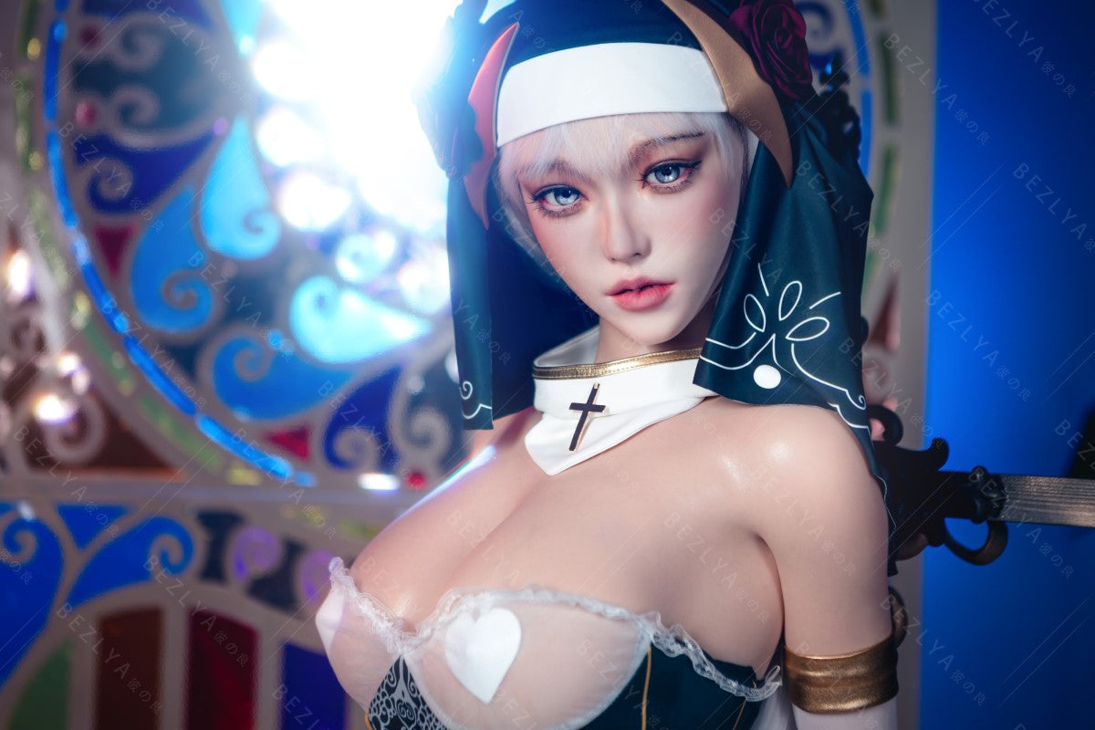 Ninfea bambola del sesso (Bezlya Doll 155 cm Coppa E 2.2CF Silicone)