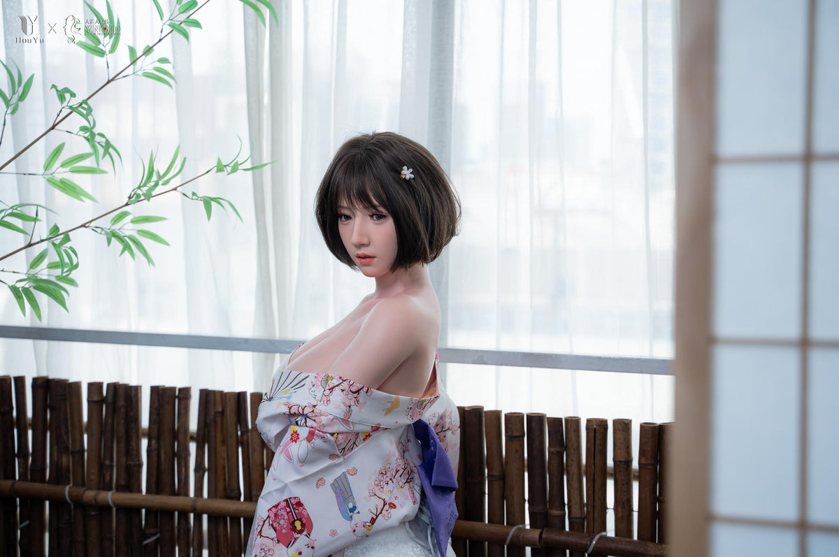 Bambola del sesso Elle (HouYu Doll 150cm F-Cup Silicone)