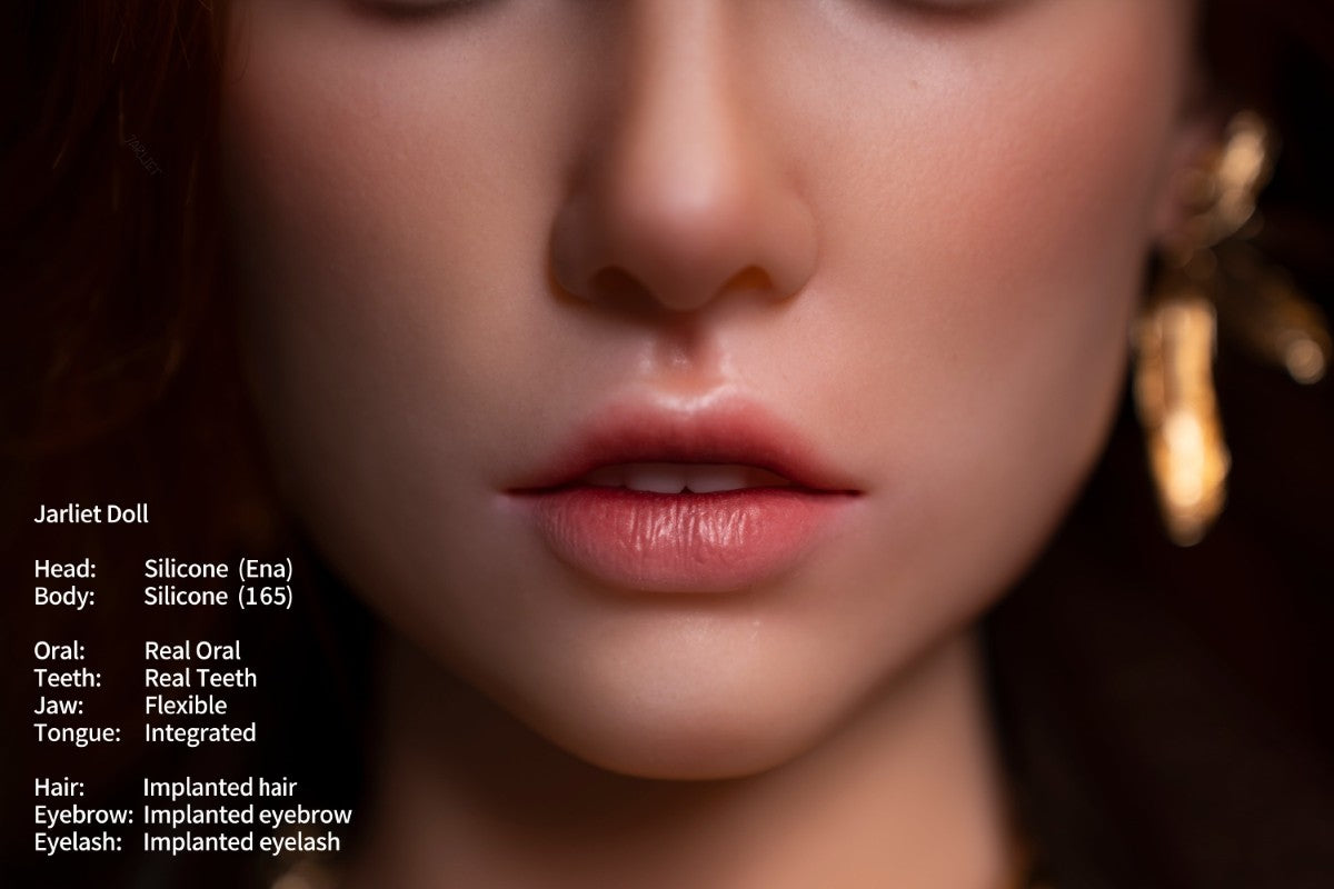 Ena bambola del sesso (Jarliet 165 cm Coppa C in silicone)