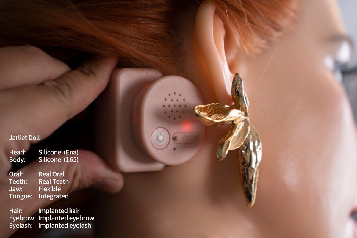 Ena bambola del sesso (Jarliet 165 cm Coppa C in silicone)