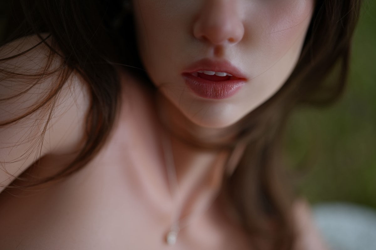 Ena bambola del sesso (Jarliet 163 cm Coppa D in silicone)