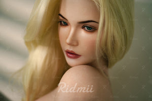 Lumina Sex Doll (Ridmii Doll Silicone C-Cup da 164 cm)