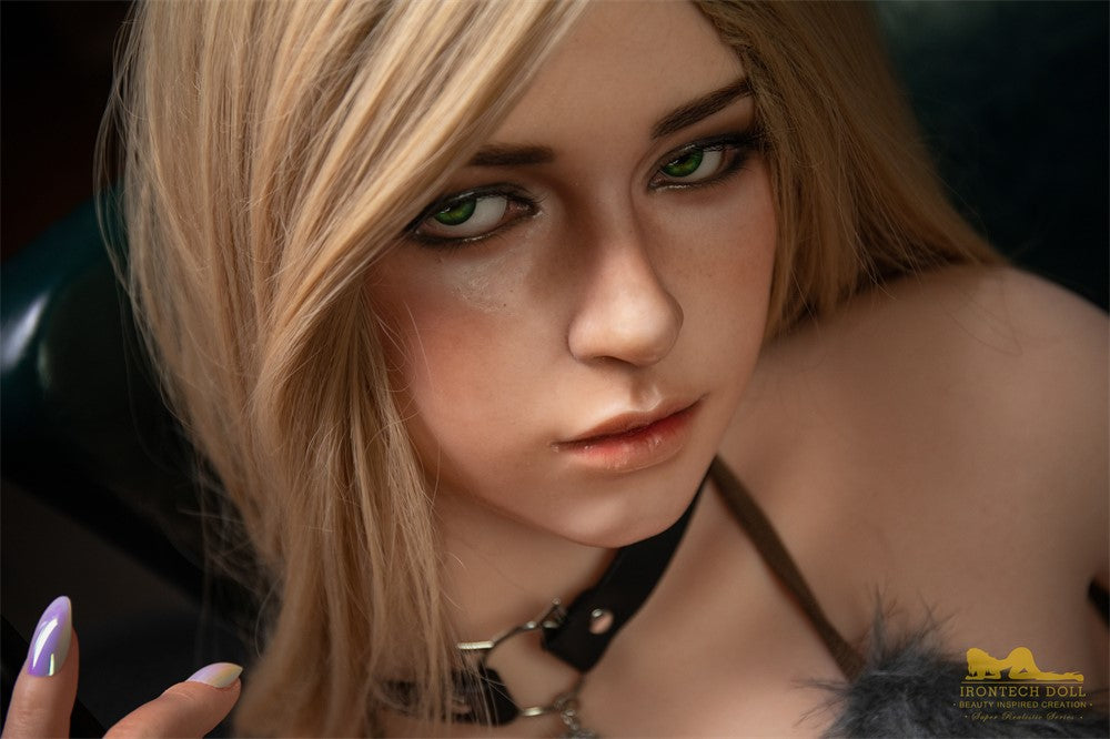 Flora bambola del sesso (Irontech Doll 163 cm Coppa B S38 Silicone)
