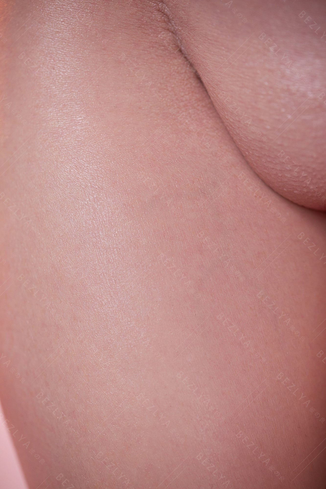 Bambola del sesso con torso campanula (Bezlya Doll 98 cm Coppa C 2.2U Silicone)