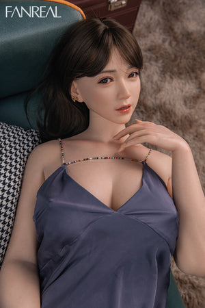 Xue BURSE SEX DOLL (FanReal Doll Silicone G-Cup da 95 cm)