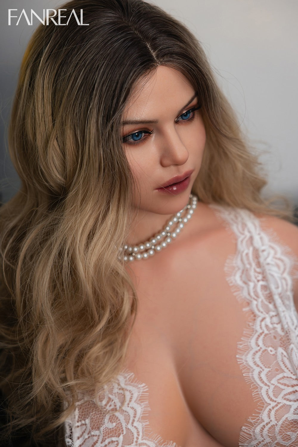 Carlee Torso bambola del sesso (FanReal Doll Coppa G da 95 cm in silicone)