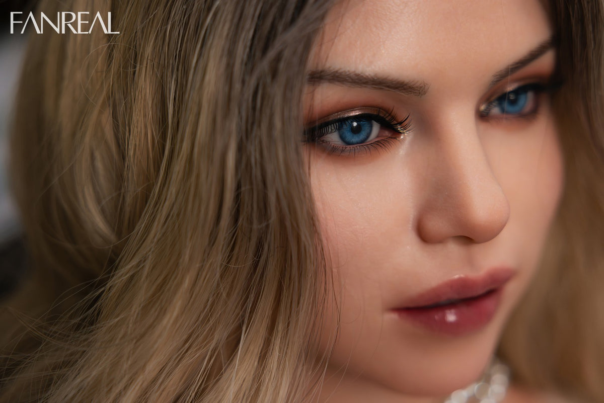 Carlee Torso bambola del sesso (FanReal Doll Coppa G da 95 cm in silicone)