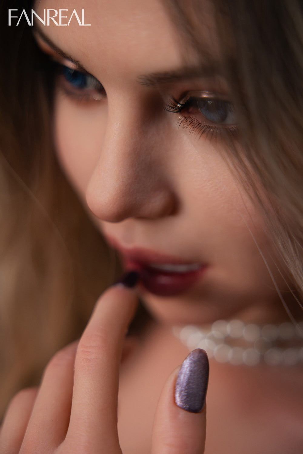 Carlee Torso bambola del sesso (FanReal Doll Coppa G da 95 cm in silicone)