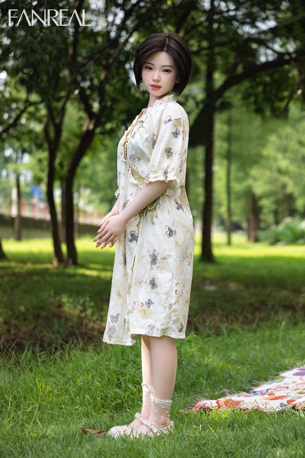 MOLLY SEX DOTH (FanReal Doll Silicone da 153 cm B-Cup)