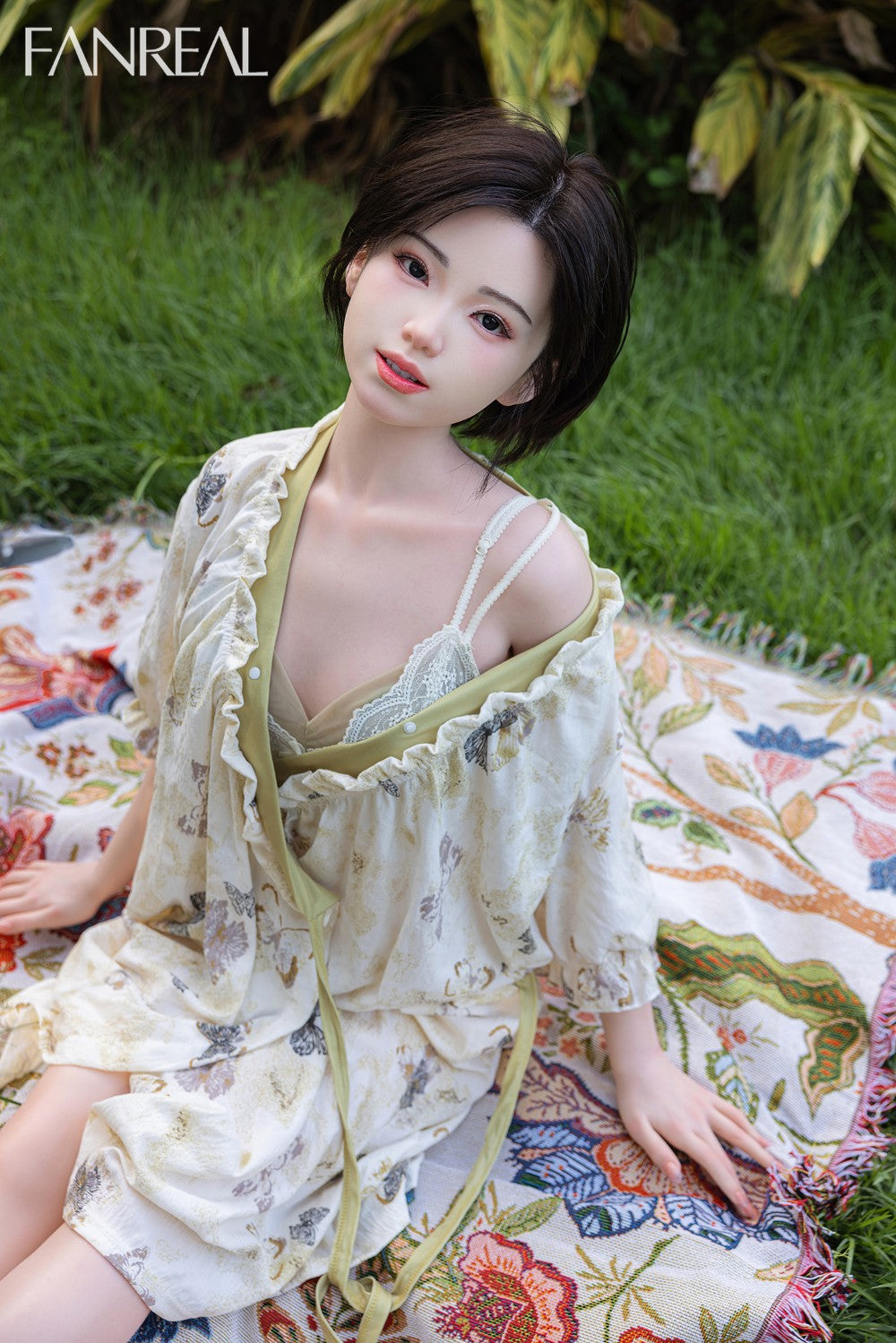MOLLY SEX DOTH (FanReal Doll Silicone da 153 cm B-Cup)
