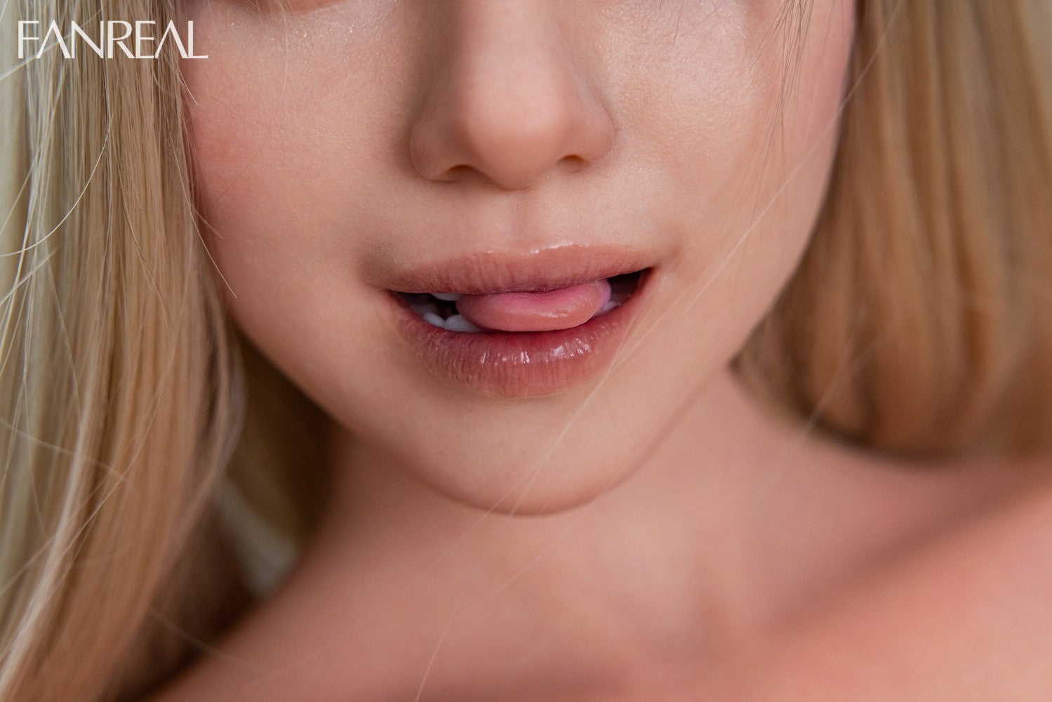 Maria Torso bambola del sesso (FanReal Doll Coppa F in silicone da 109 cm)