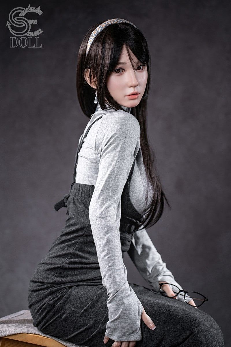 Hinata.Una bambola del sesso (SEDoll Coppa A da 153 cm n. 164SC RST silicone)