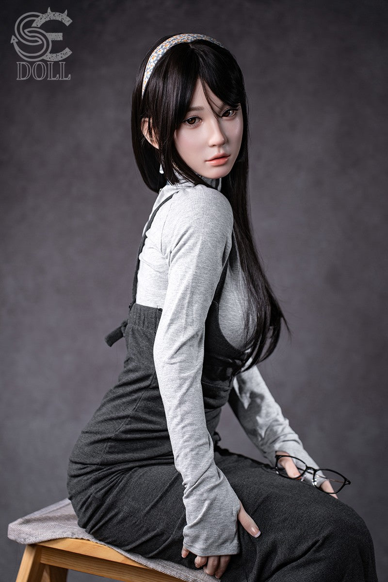 Hinata.Una bambola del sesso (SEDoll Coppa A da 153 cm n. 164SC RST silicone)