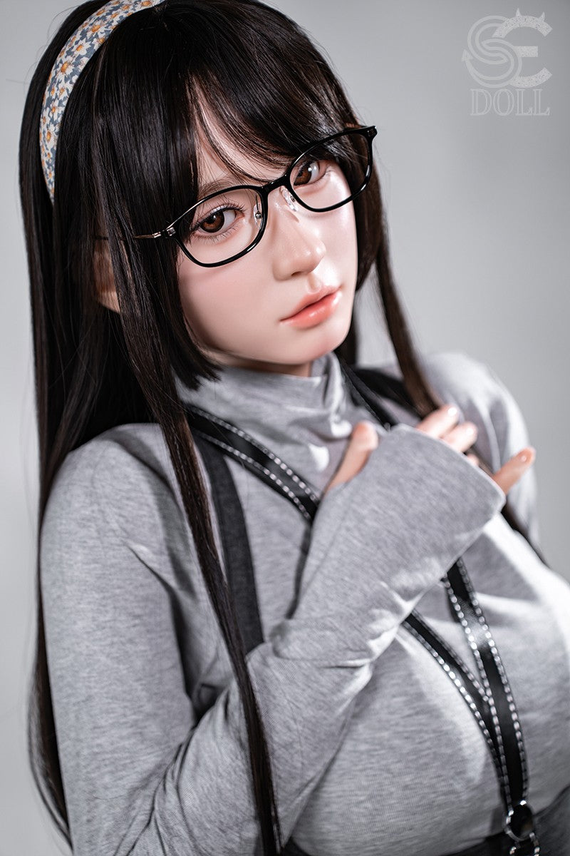 Hinata.Una bambola del sesso (SEDoll Coppa A da 153 cm n. 164SC RST silicone)