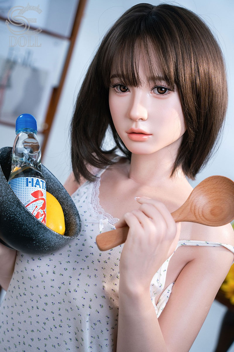 Hinata.Una bambola del sesso (SEDoll Coppa A da 153 cm n. 164SC RST silicone)