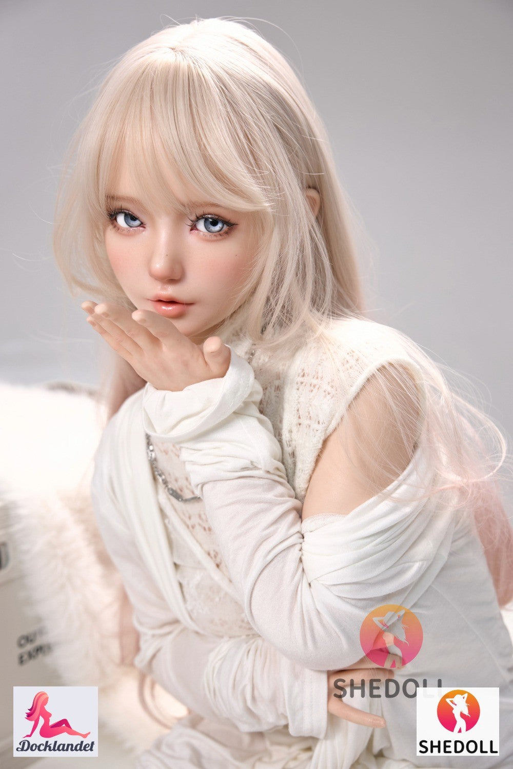 Yuan is a true-to-life blonde sex doll from the brand SHEDOLL. A 148 cm tall Asian doll with a charming appearance and a curvy body with breast size D-cup. Yuan from SHEDOLL is an exclusive realist doll made of high quality silicone.