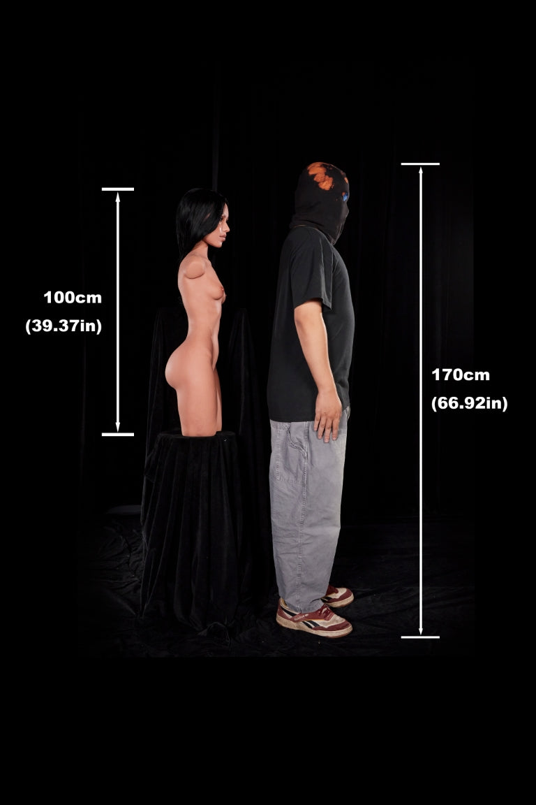 Bambola del sesso con torso di corvo (Climax Doll ULW 100 cm Coppa A in silicone)