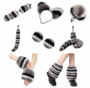 Outfit peloso in pelliccia colorata (set con 11 parti)