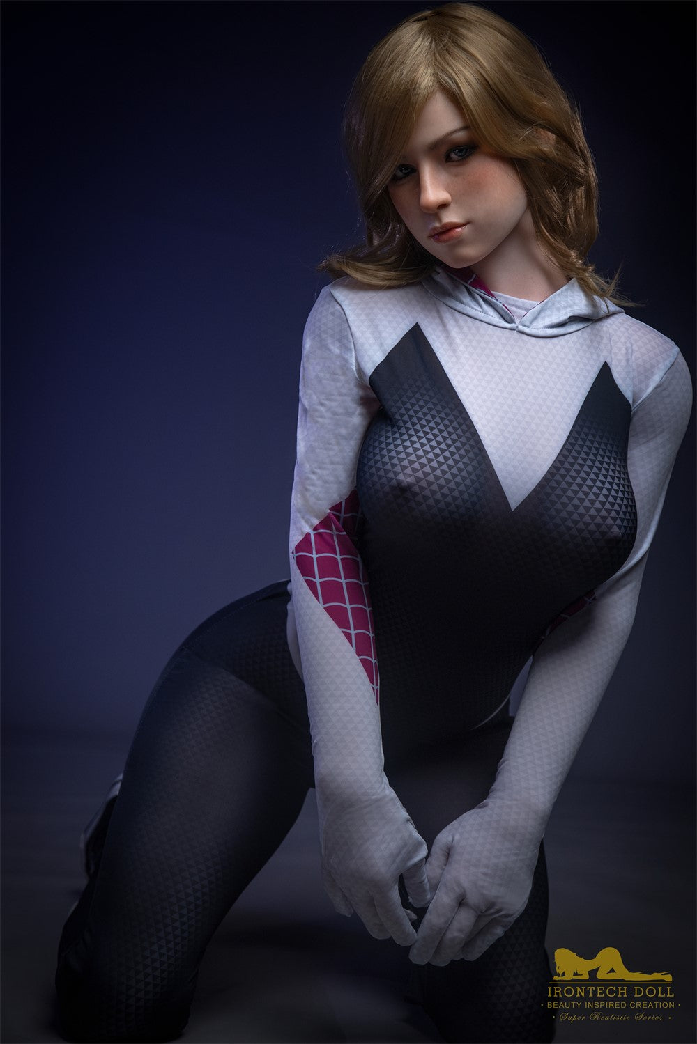 Gwen Sex Doll (Irontech Doll 167 cm E-CUP S38 Silicone)
