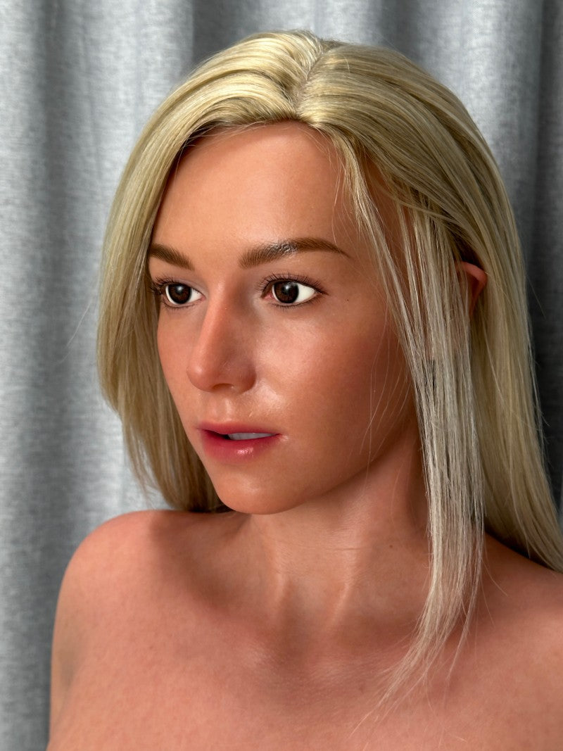 Gwen Sex doll (Zelex 169cm C-cup ZFE01-2 Fusion silicone)