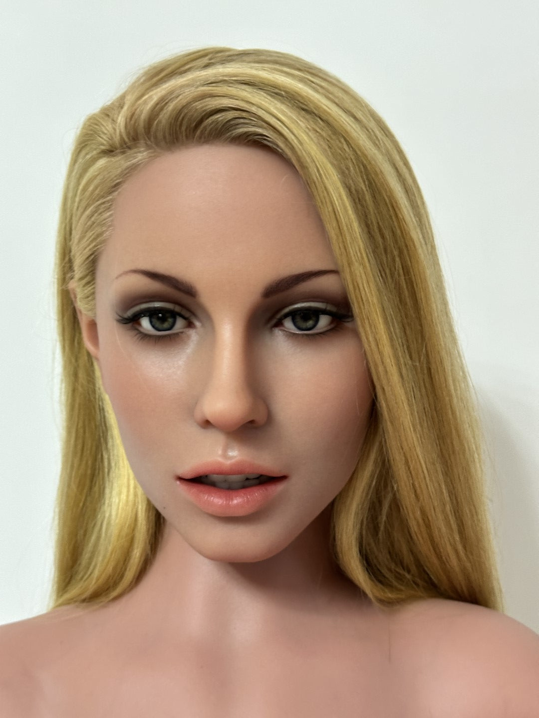 Maddie Sex doll (Zelex 165cm D-cup ZXE203-Z1 SLE silicone)