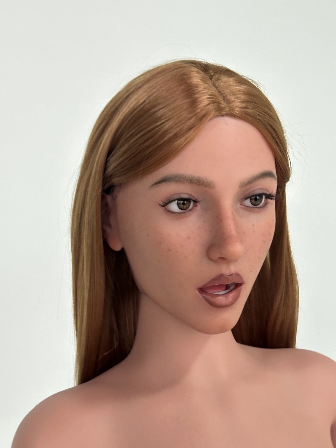 Rowan Sex Doll (Zelex 165 cm D-KUPA ZXE215-1 SILICONE LES)