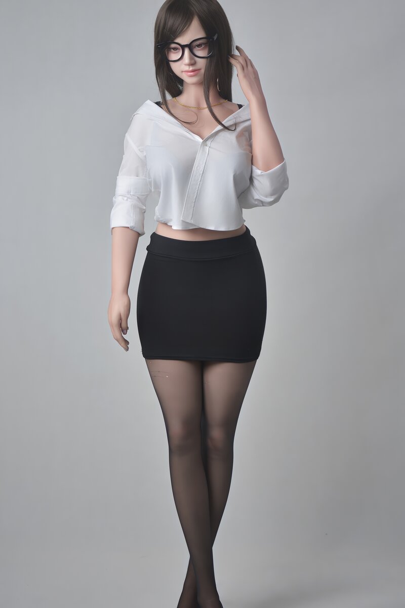 Bambola del sesso Zhang Qin (FUDoll 165 cm F-Cup in silicone)