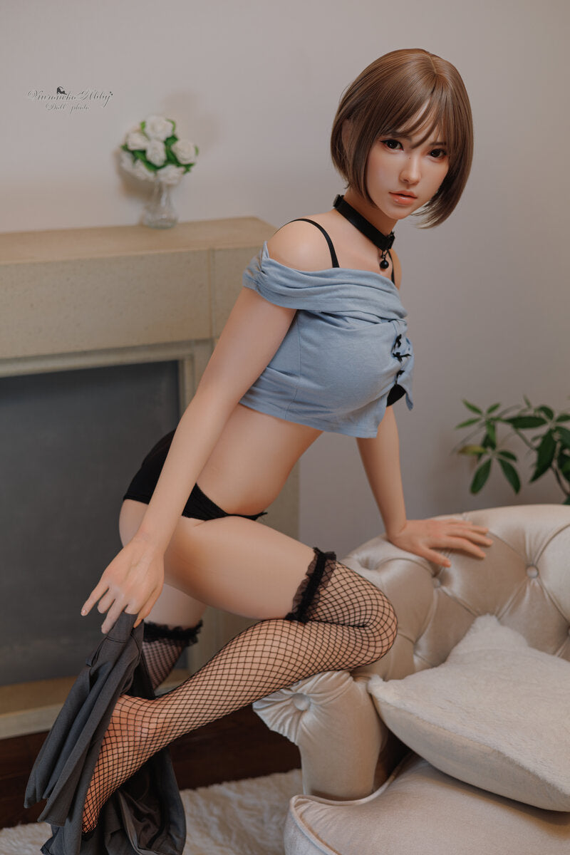 Aisha bambola del sesso (FUDoll 161 cm Coppa D in silicone)