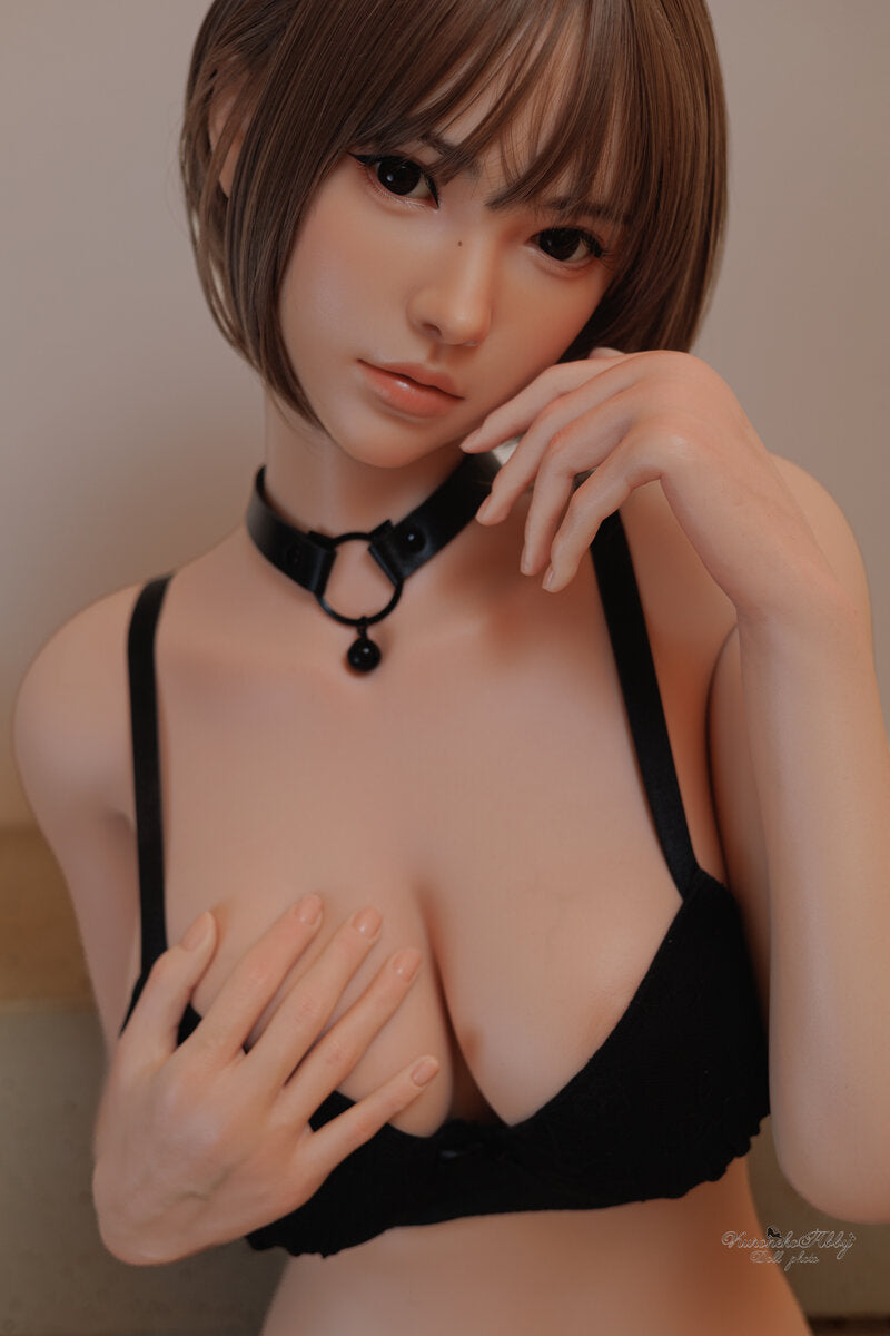Aisha bambola del sesso (FUDoll 161 cm Coppa D in silicone)