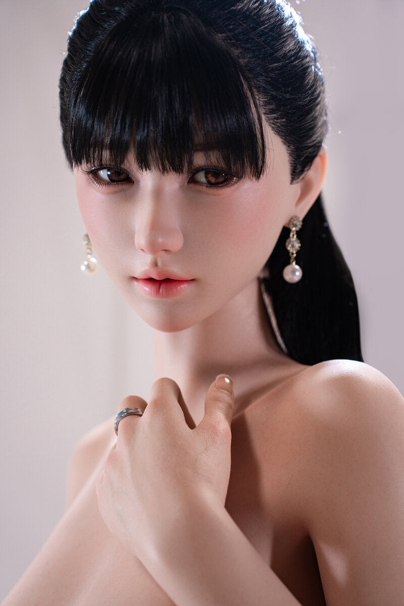 Bambola del sesso Zhang Yinxi (FUDoll 165 cm J-Cup in silicone)