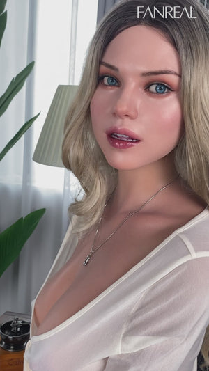 Carlee Sex Doll (FanReal Doll Silicone G-Cup da 170 cm)