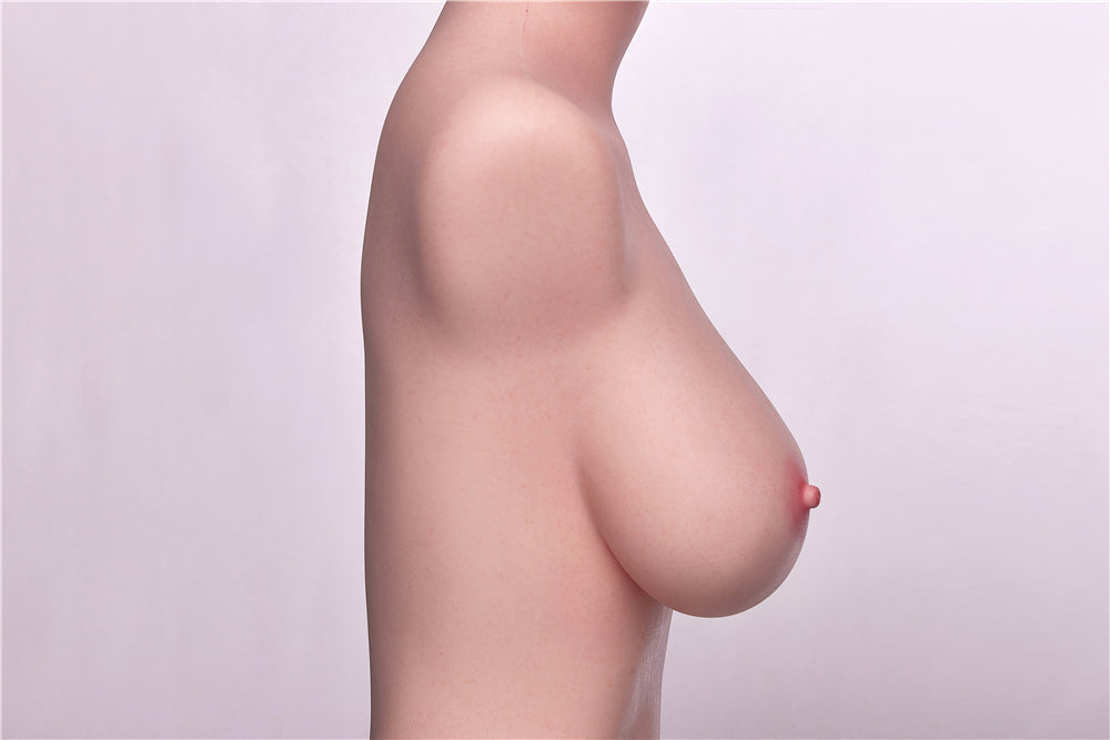Bambola di sesso del torso di Monica (Irontech Doll Silicone E-Cup da 95 cm)
