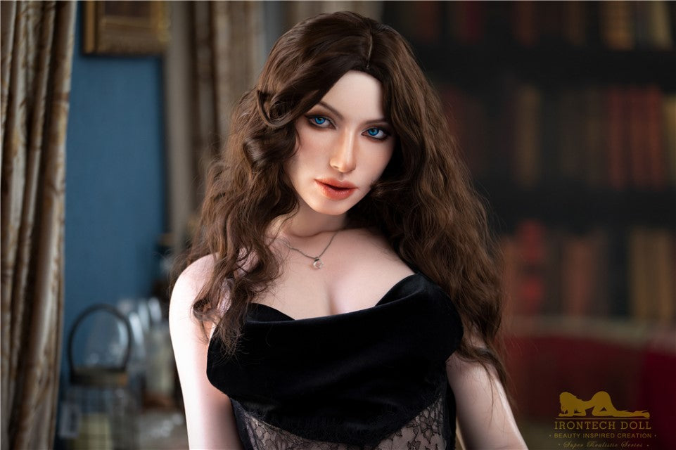 ESMERALDA Sex Doll (Irontech Doll 166 cm C-Cup S28 Silicone)
