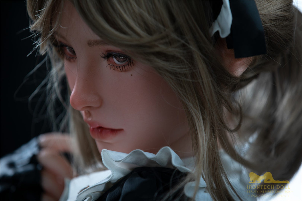 Cynthia bambola del sesso (Irontech Doll 165 cm Coppa F S15 in silicone)